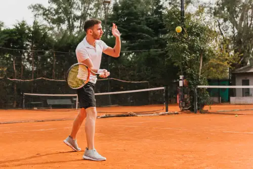 How To Hit A One Handed Backhand for beginners – 6 steps follow the guide in 2022